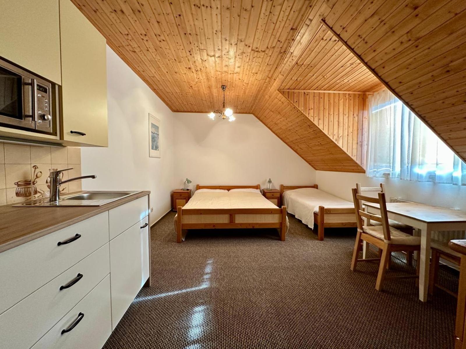 Apartmany V Muellerovom Dome Банська Штявниця Екстер'єр фото